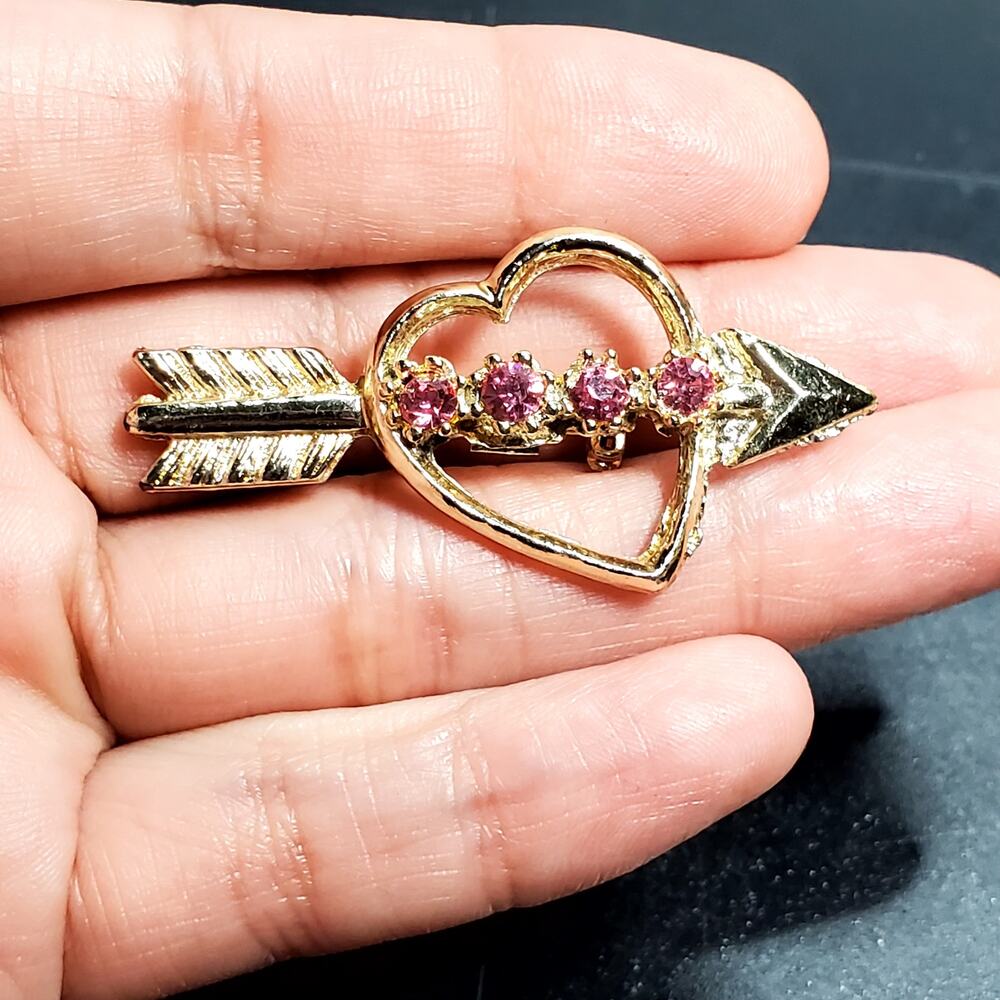 Pink Rhinestone Arrow Heart Valentine Sweetheart Broach Gold Tone 2" Vtg Pin